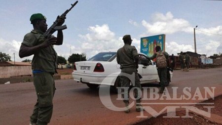 Малид үймээн дэгдээсэн цэргүүд ерөнхийлөгчийг баривчилжээ