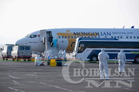 Сарьсан багваахай чамд алтан хөшөө босгоё
