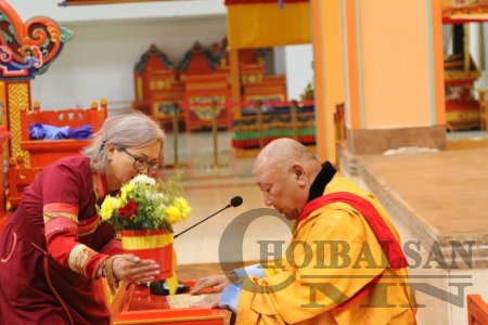 “Эцэг эхийнхээ ачийг хариулъя гэвэл зөв сэтгэлтэй байх хэрэгтэй”
