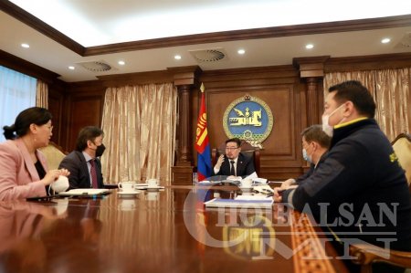 Тэтгэврийн зээлгүй байсан ахмадуудад ваучер олгож, мөнгөжүүлэх ажлыг даваа гарагаас эхлүүлэхээр болжээ