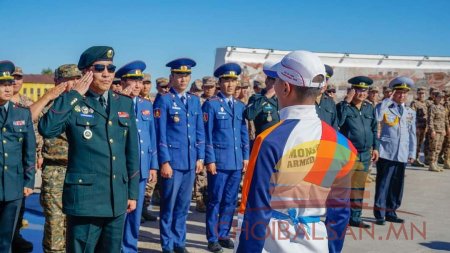 ДОРНОД: Гиннесийн дээд амжилт тогтоосон тамирчнаа угтан авлаа