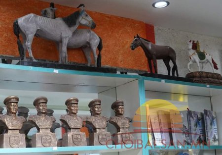 ДОРНОД: “Нутгийн брэнд” дэлгүүр 12 нэр төрлийн бүтээгдэхүүн худалдаж байна