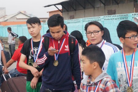 Өсвөрийн теаквондогийнхан ганзага дүүрэн ирлээ