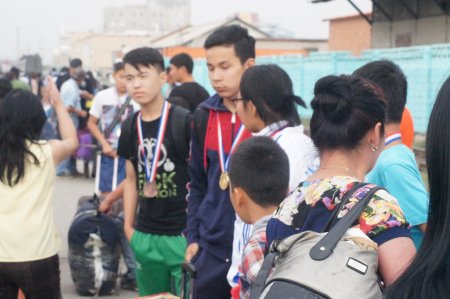 Өсвөрийн теаквондогийнхан ганзага дүүрэн ирлээ