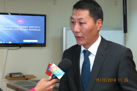 Улс орон даяар “Эх орны бүтээгдэхүүнээ сонгоё 2015”   хөдөлгөөн өрнөж эхэллээ. 
