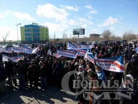Дорнодын Ардчилал арай биш ээ