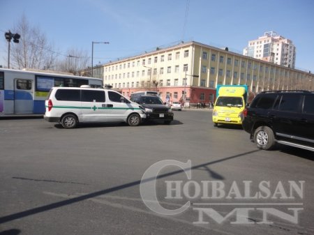 ШУУРХАЙ МЭДЭЭ: ТҮРГЭНИЙ МАШИНТАЙ МӨРГӨЛДЖЭЭ