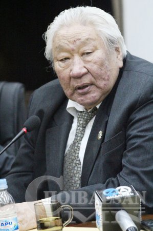Д.Бямбасүрэн: Монгол төрийн бодлогыг гадаадын хөрөнгө оруулагчид тодорхойлдог болжээ