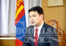 Ч.Сайханбилэг: ГАДНАА ТҮЛЭЭТЭЙ МӨРТЛӨӨ ЦАЙ ЧАНАХДАА Ч БУСДААС ГАЛ ГУЙЖ БАЙГАА АЙЛЫГ АРЧААТАЙ ГЭХ ҮҮ?