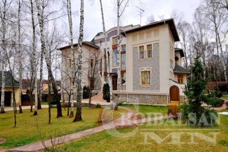 Москва хотын хамгийн үнэтэй 10 амины орон сууц