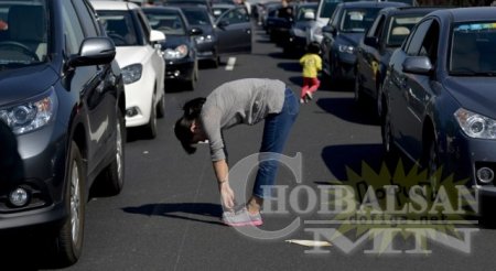 Бөглөрөлд орсон Хятадууд юу хийдэг вэ?