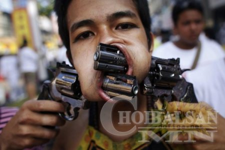 Тайландын аймшигт зан үйл /фото/