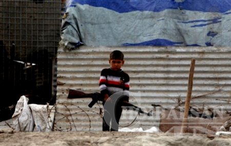 Хэт даврагчид 12 хүүхэд цаазаллаа