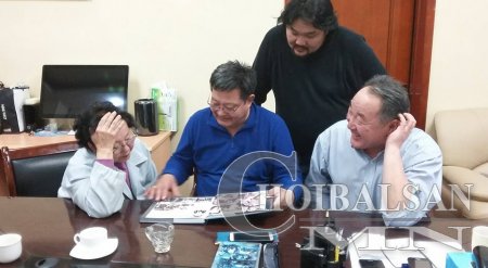 Бидний түүх - Монголын түүх хэмээх сайхан ном гарчээ