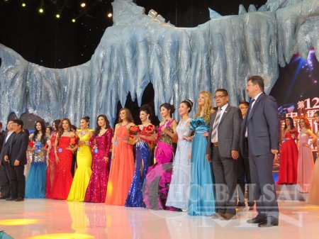 Монгол, Орос, Хятад олон улсын 17 дахь удаагийн  цас мөсны баяр болж өнгөрлөө