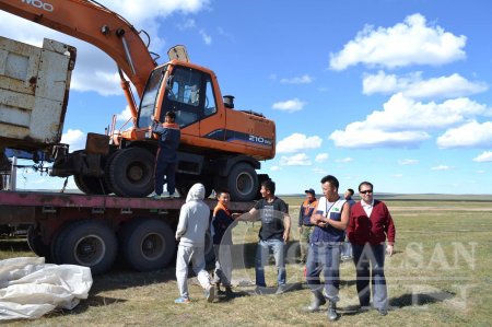 Дорнод аймгийн нутгийн зөвлөлийн дарга Д.Цогтбаатар аавынхаа ажлыг үргэлжлүүлнэ
