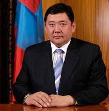 М.ЭНХБОЛД: МАН, МАХН ХОЁР НЭГДЭХ ЁСТОЙ