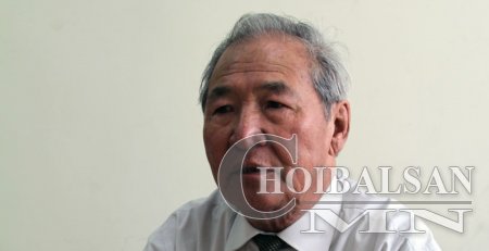 Төр, нийгмийн нэрт зүтгэлтэн Ч.ХУРЦ: Одоо цагт орд нээгдлээ гэхээр халагладаг болж дээ