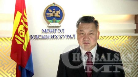 Зи-гийн мяндсан ухаан уу, арга ядсан тактик уу?
