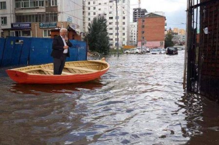 Улаанбаатарын зам урсаж байна /ФОТО/