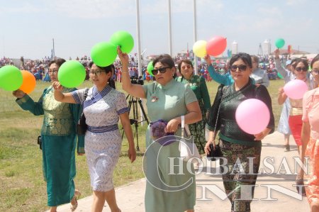 Ардын хувьсгалын 95 жилийн ой, аймаг байгуулагдсаны 85 жилийн ойн баяр наадам сайхан болж өнгөрлөө