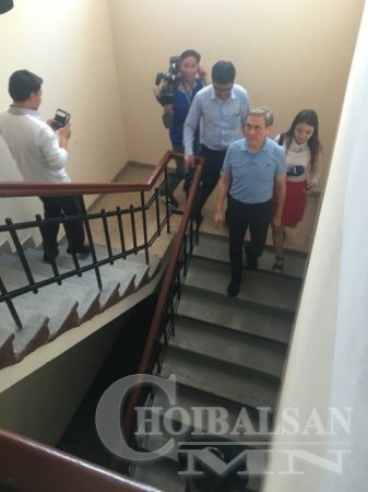 Н.ЭНХБАЯР: НАМАЙГ ХЭВЛЭЛ МЭДЭЭЛЛИЙНХЭН БАЙХГҮЙ ҮЕД ШӨНӨ ДӨЛӨӨР ИРЖ БАРИВЧЛАХ БАЙХ/БИЧЛЭГТЭЙ/