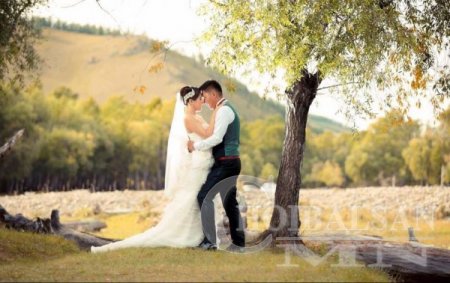 П.Цэрэнпунцаг гарьдын охины гайхалтай хурим