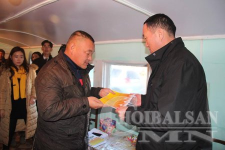 “БИД ХҮН БҮРТ ТУСАЛЖ ЧАДАХГҮЙ Ч ХҮН БҮР ХЭН НЭГЭНД ТУСАЛЖ ЧАДНА” сайн үйлсийн аяныг өрнүүллээ