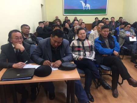 ҮЗХ ЧАДАМЖГҮЙ, ТАРААХ ЁСТОЙ ГЭСЭН ШИРҮҮН ХУРАЛ БОЛЖ, ХҮЛЭЭЦТЭЙ ХАНДАХААР ШИЙДЖЭЭ