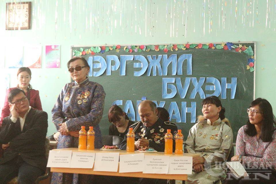 “Мэргэжил бүхэн сайхан” сэдэвт уулзалт, ярилцлага