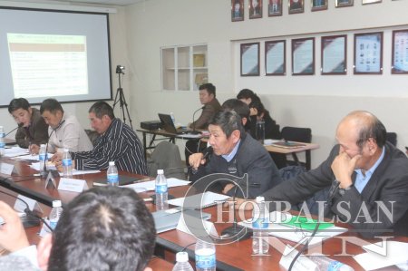Баяндун сумын ИТХ-ын ээлжит 2 дугаар хуралдаан боллоо