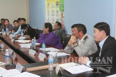 Баяндун сумын ИТХ-ын ээлжит 2 дугаар хуралдаан боллоо