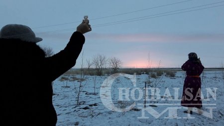 Шинэ оны анхны нар сайхан мандлаа фото