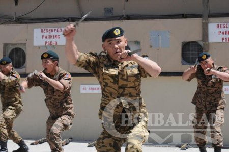 Дэлхийн хамгийн сулхан армитай 10 оронд Монгол багтчихаж Дэлхийн хамгийн сулхан армитай 10 оронд Монгол багтчихаж