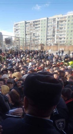 Залуусаа экспортлох төрийн бодлого зөв үү