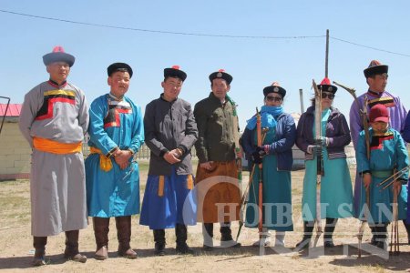 Дорнод аймгийн Сурын холбооны 2017 оны нээлтийн харваа болжээ