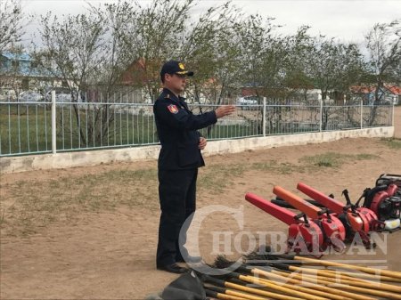 Ой хээрийн түймрээс урьдчилан сэргийлэх ажлын хэсэг сумдад ажиллаж байна