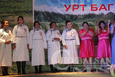 Баян-Уул сумын төлчин эмэгтэйчүүдийн IX чуулга уулзалт боллоо