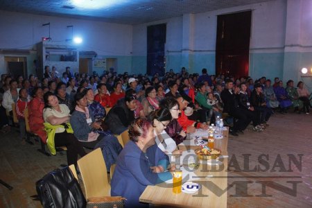Баян-Уул сумын төлчин эмэгтэйчүүдийн IX чуулга уулзалт боллоо