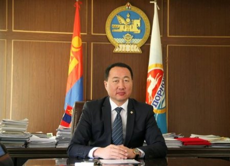 ДОРНОД АЙМГИЙН ЗАСАГ ДАРГА М.БАДАМСҮРЭН АХМАДЫН БАЯРТ ЗОРИУЛАН МЭНДЧИЛГЭЭ ДЭВШҮҮЛЛЭЭ