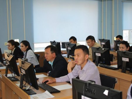 Төрийн албаны мэргэшлийн шалгалтад оролцогчдын 34.5 хувь нь тэнцжээ