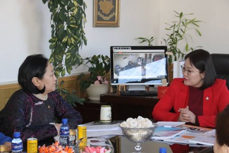 ХАМТРАН АЖИЛЛАХ САНАМЖ БИЧИГТ ГАРЫН ҮСЭГ ЗУРАВ