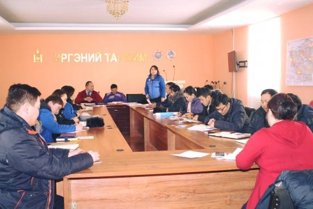 Цагаан-Овоо сумын багш ажилтнууд, иргэд, ахлах ангийн сурагчидад сургалт хийжээ