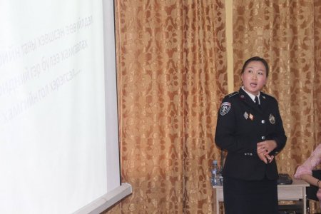 ХҮҮХДИЙН ҮЗЭЛ БОДЛОО ИЛЭРХИЙЛЭХ, ХӨУБ-ЫН ЧИГЛҮҮЛЭГЧ БАГШ НАРЫГ АРГА ЗҮЙГЭЭР ХАНГАХ СУРГАЛТ ЗОХИОН БАЙГУУЛАГДЛАА
