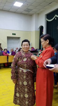 А.Баярцогт даргатай Баяндун сумын Ахмадын хороо нь "УЛСЫН ТЭРГҮҮНИЙ АХМАД"-ын хороогоор шалгарчээ