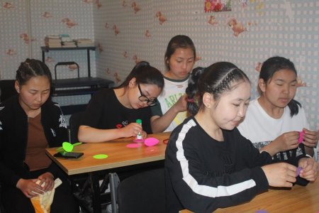 "НАРНЫ ХҮҮХДҮҮД" СУРАГЧ СОЛИЛЦООНЫ 2 ДУГААР ТӨСЛИЙН ХҮРЭЭНД ЧОЙЛБАЛСАН СУМАНД ИРСЭН СУРАГЧДЫН ХИЧЭЭЛИЙН 4 ДЭХ ӨДӨР