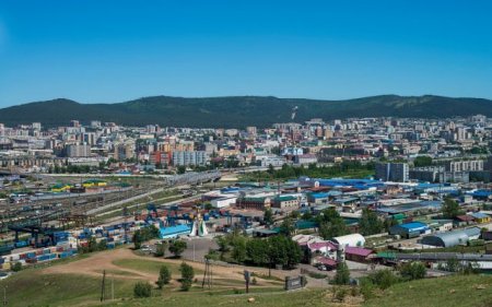 ОХУ-ын Өвөр байгалийн хязгаарын мэргэжлийн боловсролын сургуулиудад суралца ...
