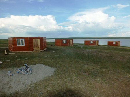 Дашбалбар сумын Чух нуурын дэргэд 