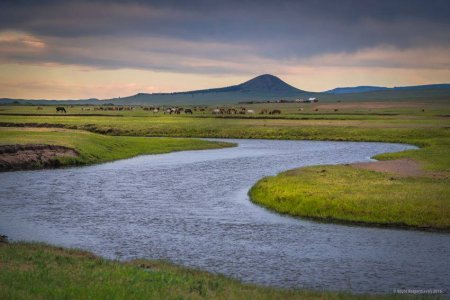 Маргааш “ХАЙРХАН УУЛ”-ын тахилга болно