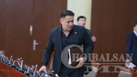 Н.Номтойбаяр багш нарын зээлийн хүүг төлнө гэв